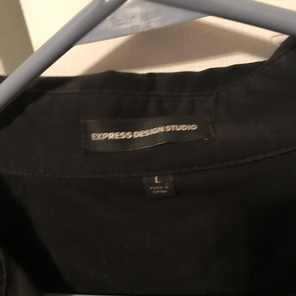 button up - Picture 2 of 2